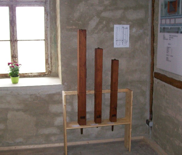 Orgelpfeifen aus Holz